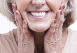 dentures with Plantation Florida dentist
