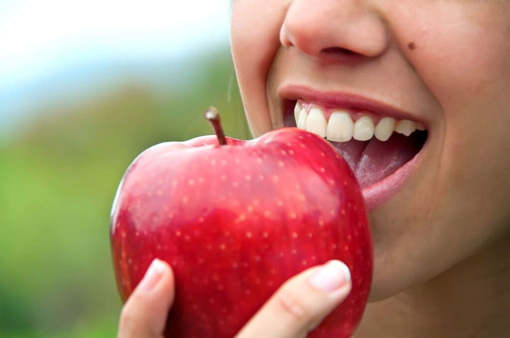 Your diet can improve gum health
